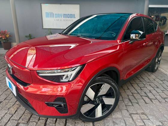 VOLVO C40 P8 RECHARGE TWIN ELECTRIC ULTIMATE AWD